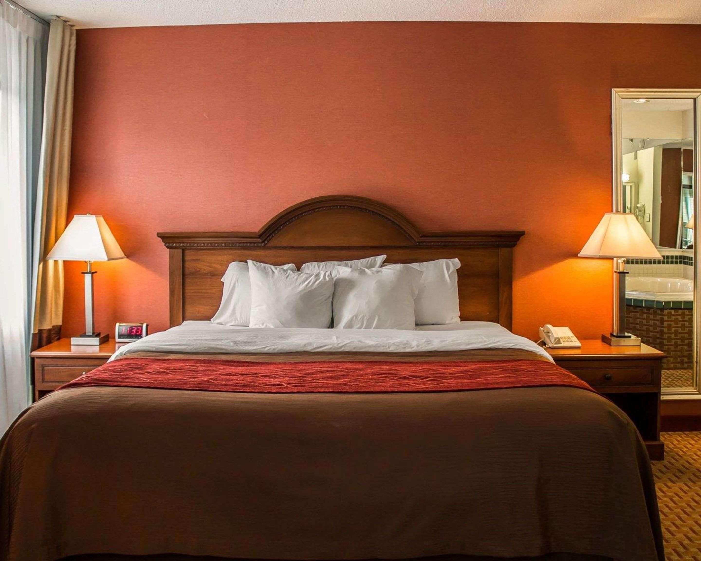 Quality Inn East Liverpool Esterno foto