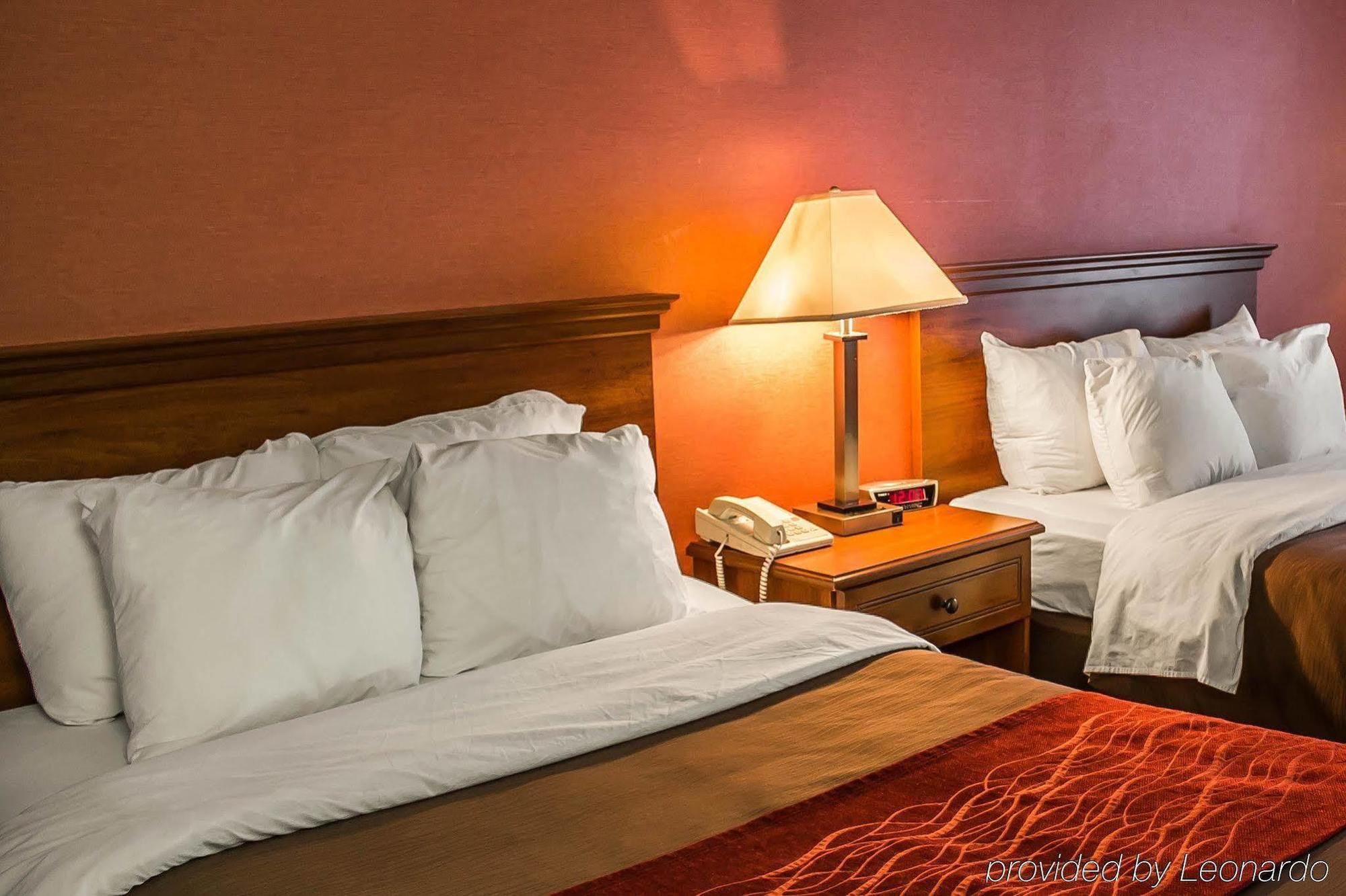 Quality Inn East Liverpool Esterno foto